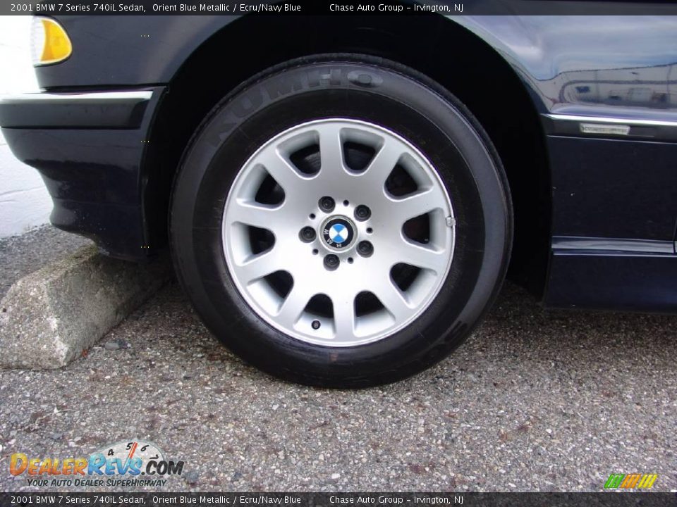 2001 BMW 7 Series 740iL Sedan Orient Blue Metallic / Ecru/Navy Blue Photo #11