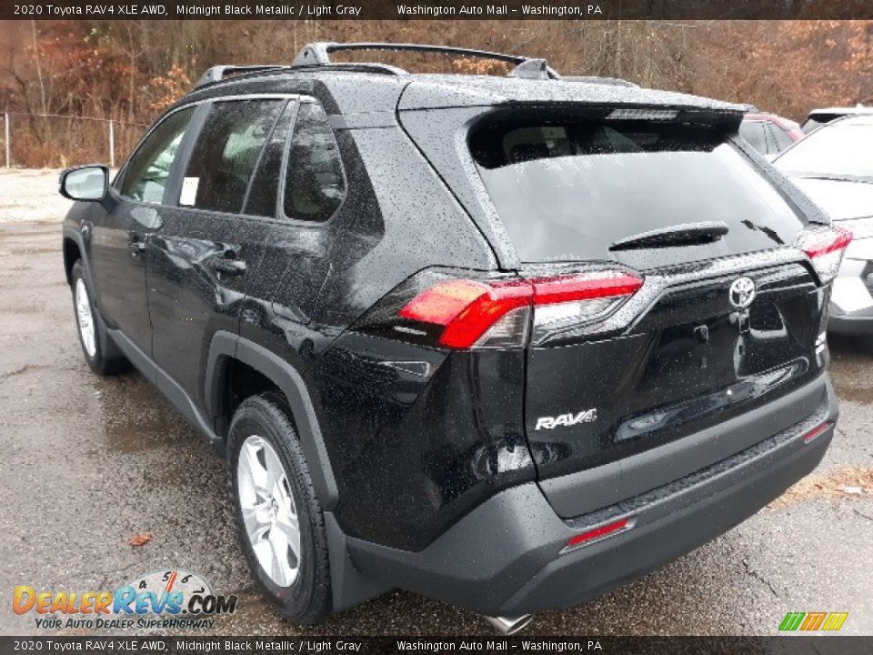 2020 Toyota RAV4 XLE AWD Midnight Black Metallic / Light Gray Photo #2
