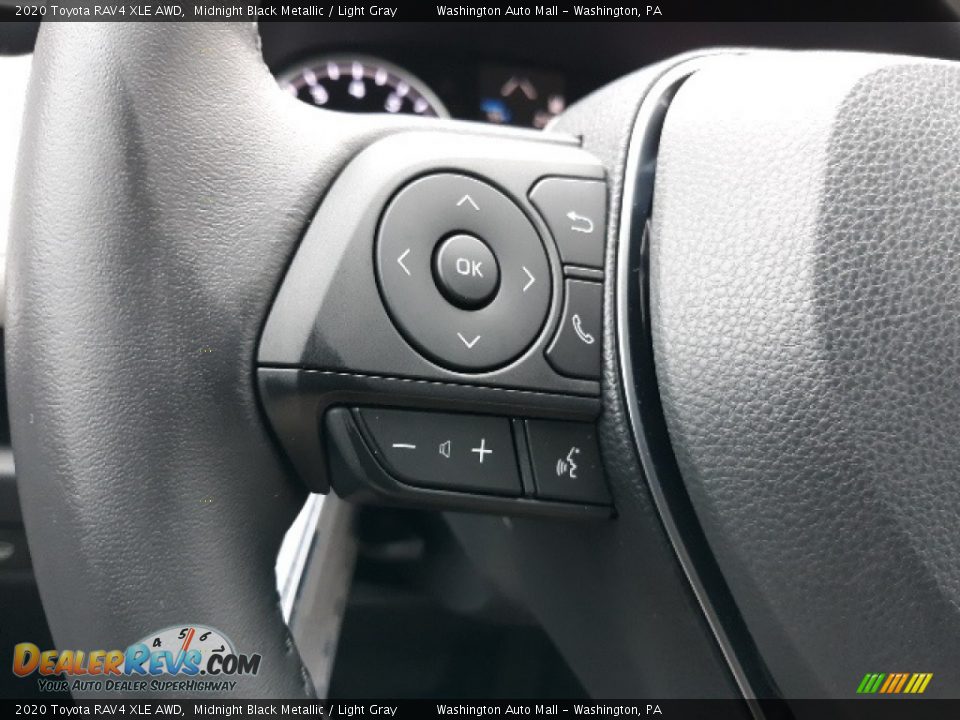 2020 Toyota RAV4 XLE AWD Midnight Black Metallic / Light Gray Photo #10