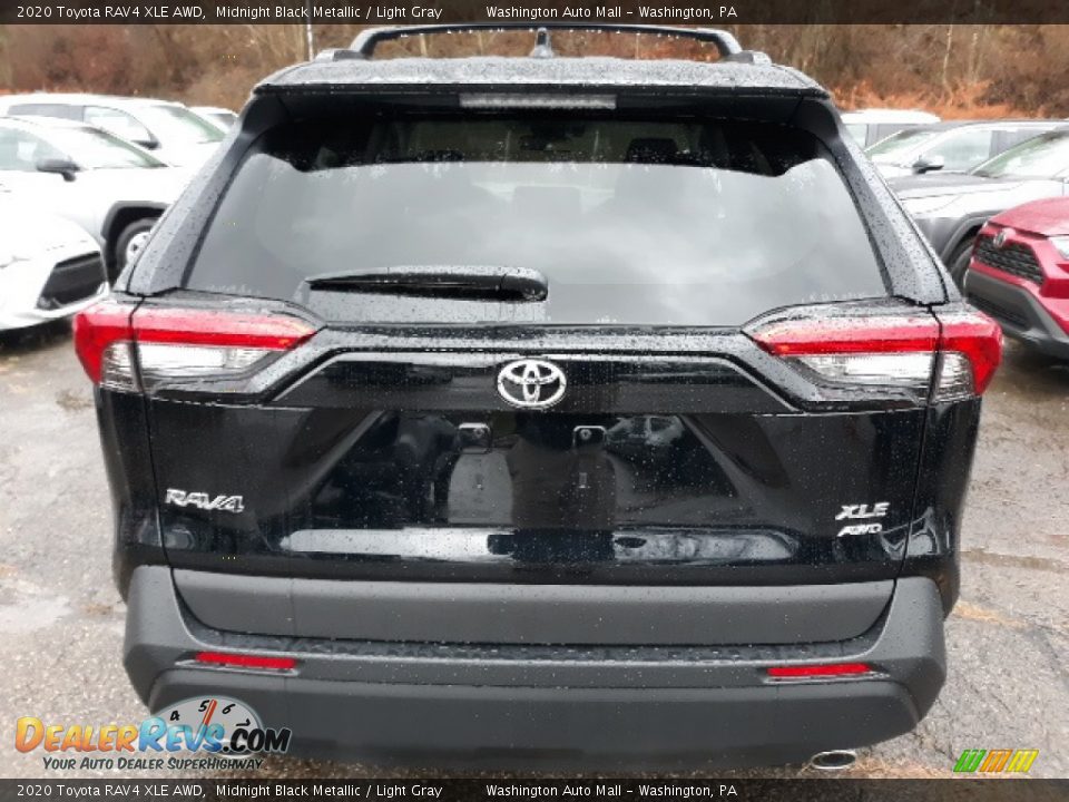 2020 Toyota RAV4 XLE AWD Midnight Black Metallic / Light Gray Photo #16