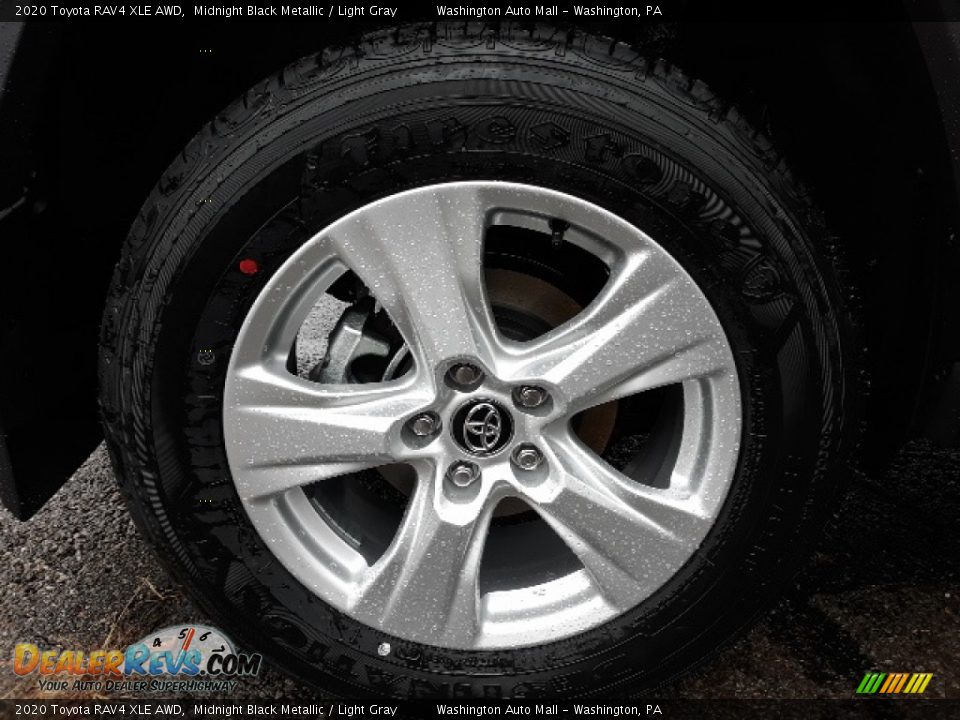 2020 Toyota RAV4 XLE AWD Midnight Black Metallic / Light Gray Photo #19