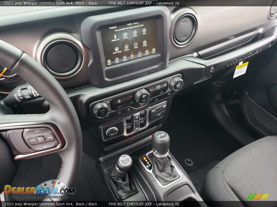 Controls of 2020 Jeep Wrangler Unlimited Sport 4x4 Photo #10