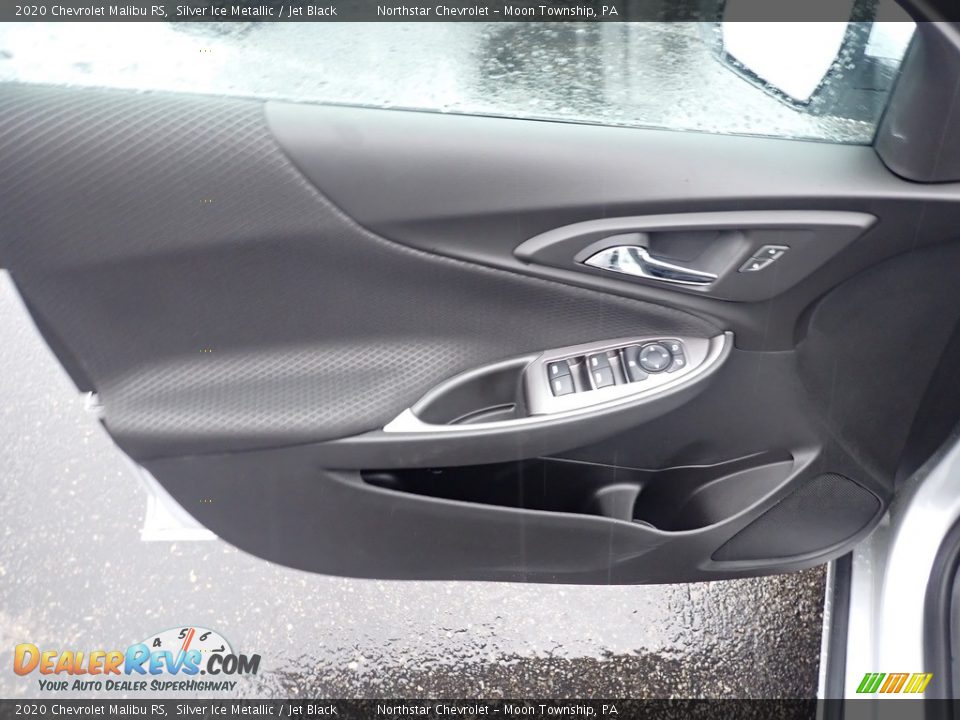 Door Panel of 2020 Chevrolet Malibu RS Photo #13
