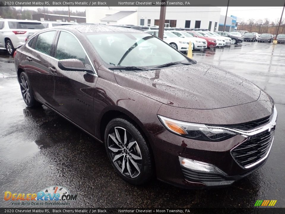 Front 3/4 View of 2020 Chevrolet Malibu RS Photo #6