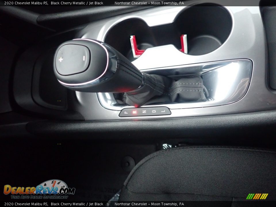 2020 Chevrolet Malibu RS Shifter Photo #19
