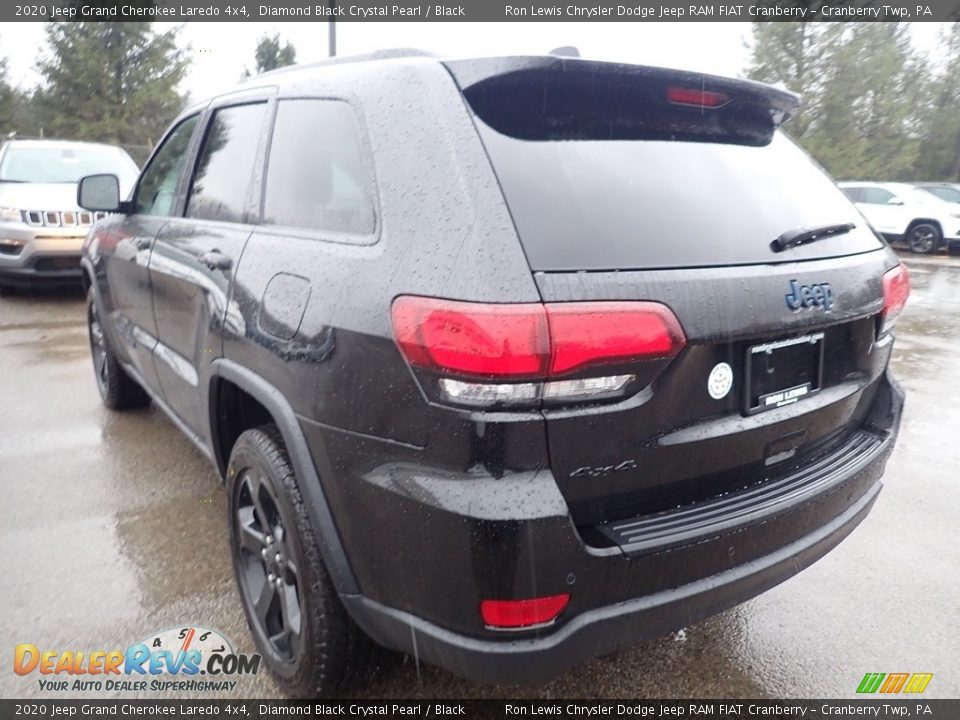 2020 Jeep Grand Cherokee Laredo 4x4 Diamond Black Crystal Pearl / Black Photo #3