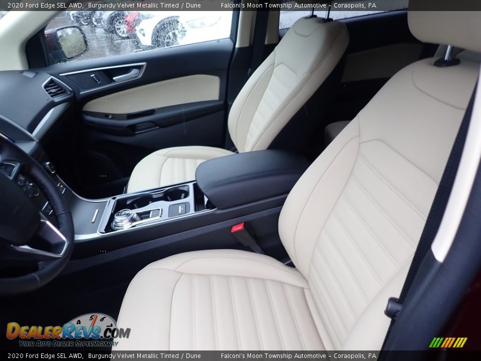 Front Seat of 2020 Ford Edge SEL AWD Photo #10