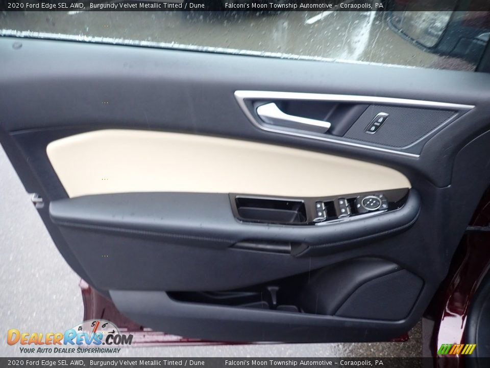 Door Panel of 2020 Ford Edge SEL AWD Photo #11