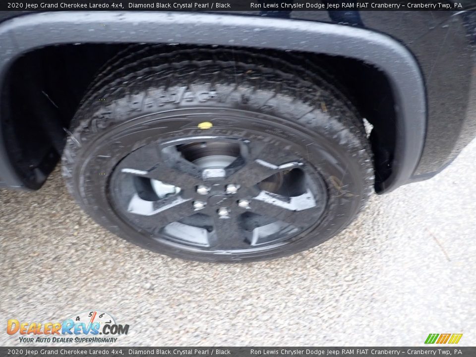 2020 Jeep Grand Cherokee Laredo 4x4 Diamond Black Crystal Pearl / Black Photo #9