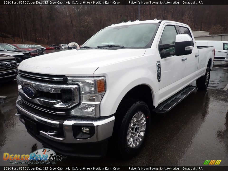 2020 Ford F250 Super Duty XLT Crew Cab 4x4 Oxford White / Medium Earth Gray Photo #5