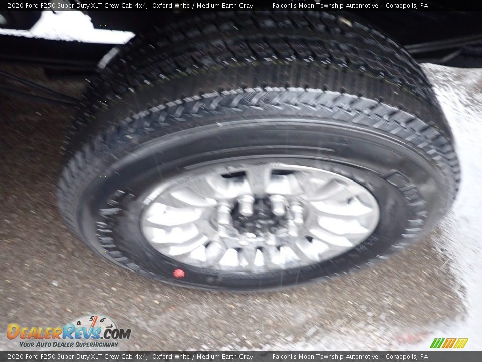 2020 Ford F250 Super Duty XLT Crew Cab 4x4 Oxford White / Medium Earth Gray Photo #7