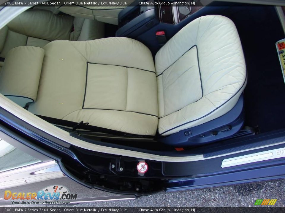 2001 BMW 7 Series 740iL Sedan Orient Blue Metallic / Ecru/Navy Blue Photo #25