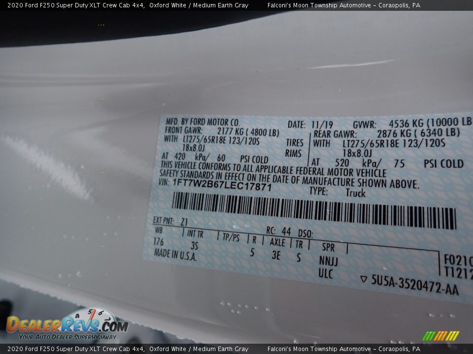 2020 Ford F250 Super Duty XLT Crew Cab 4x4 Oxford White / Medium Earth Gray Photo #11