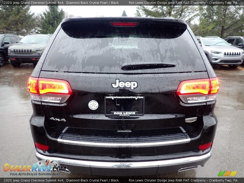 2020 Jeep Grand Cherokee Summit 4x4 Diamond Black Crystal Pearl / Black Photo #4