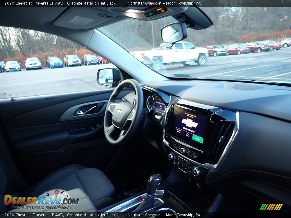 2020 Chevrolet Traverse LT AWD Graphite Metallic / Jet Black Photo #11