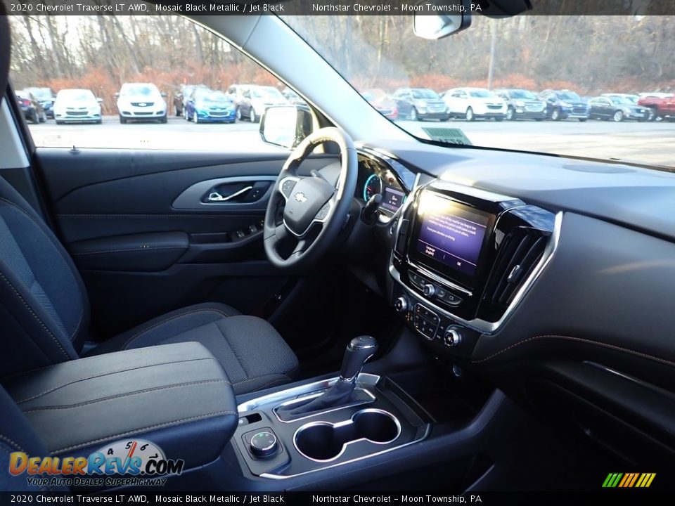 2020 Chevrolet Traverse LT AWD Mosaic Black Metallic / Jet Black Photo #10