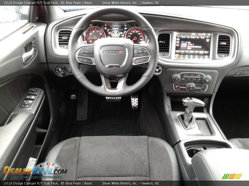 2019 Dodge Charger R/T Scat Pack B5 Blue Pearl / Black Photo #32