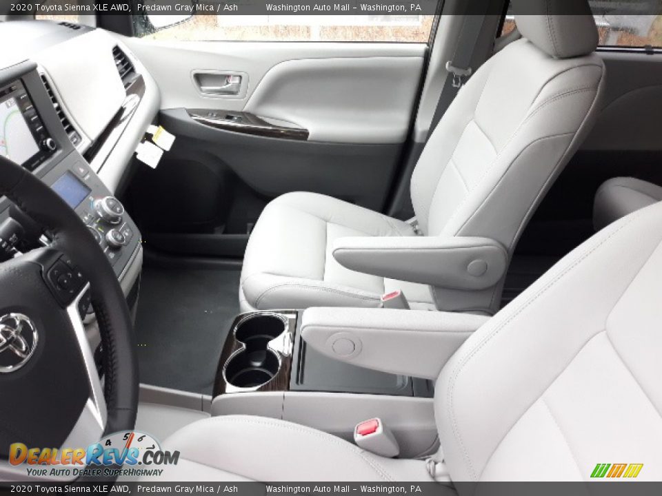 2020 Toyota Sienna XLE AWD Predawn Gray Mica / Ash Photo #4