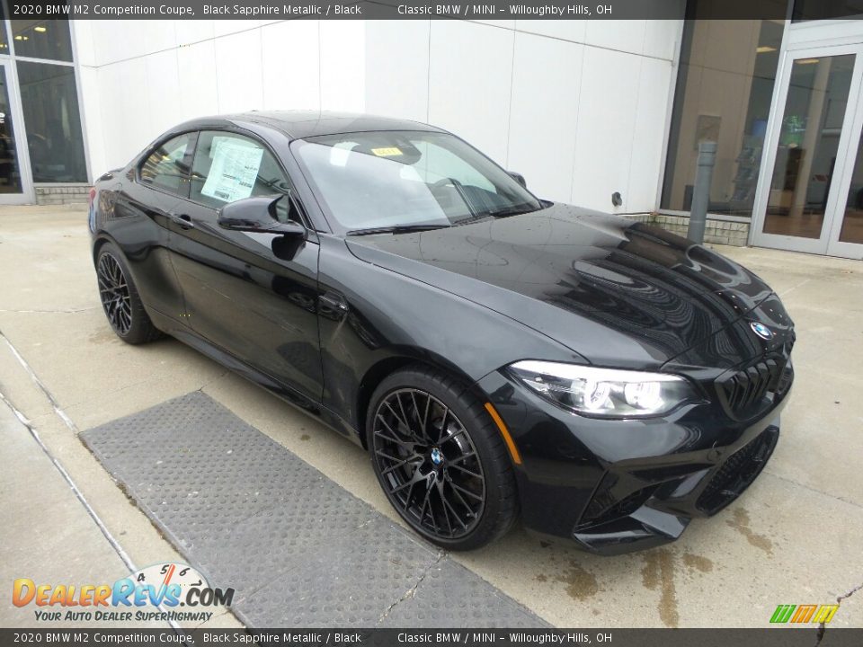 Front 3/4 View of 2020 BMW M2 Competition Coupe Photo #1