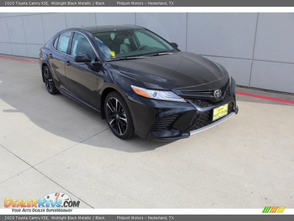 2020 Toyota Camry XSE Midnight Black Metallic / Black Photo #2