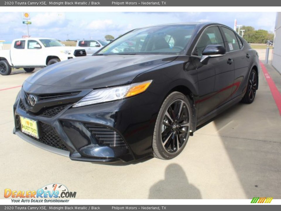 2020 Toyota Camry XSE Midnight Black Metallic / Black Photo #4
