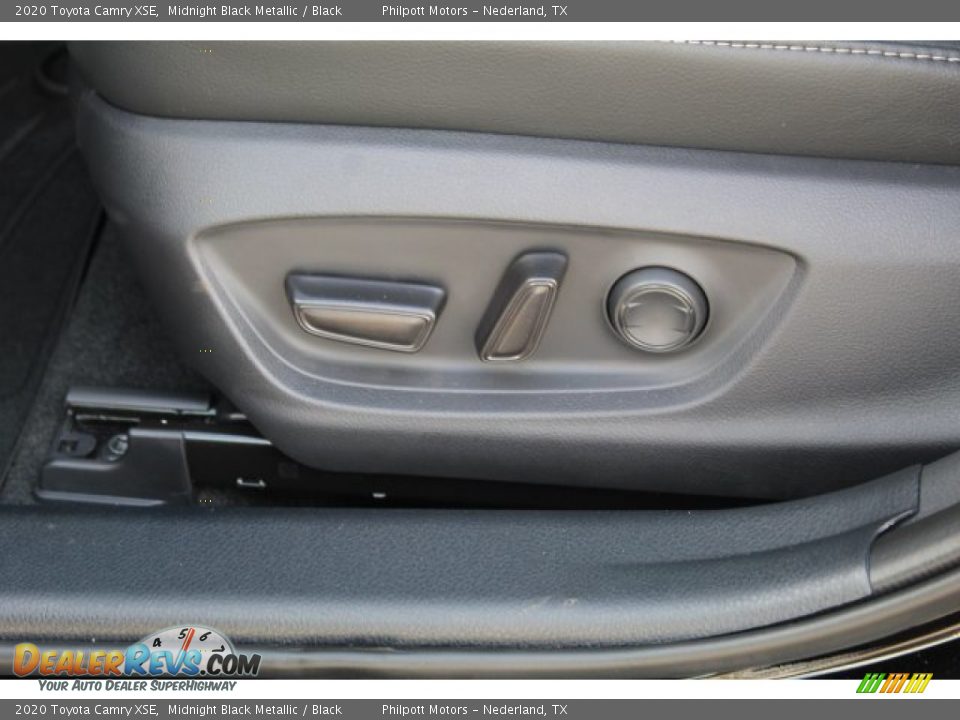 2020 Toyota Camry XSE Midnight Black Metallic / Black Photo #11