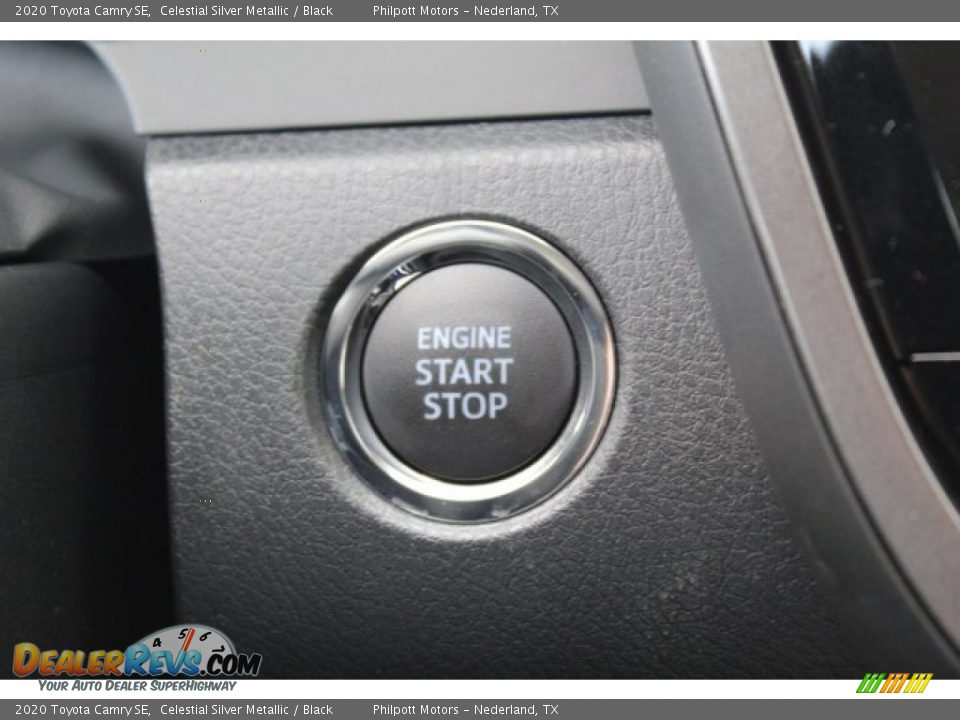 2020 Toyota Camry SE Celestial Silver Metallic / Black Photo #18