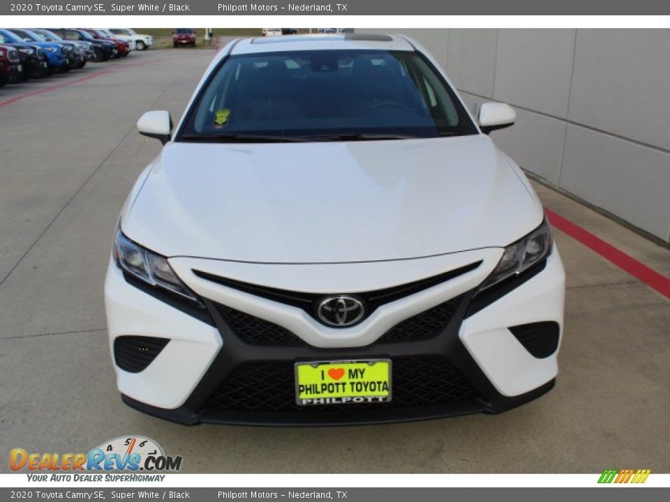 2020 Toyota Camry SE Super White / Black Photo #3