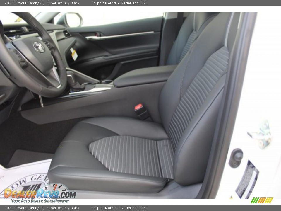 2020 Toyota Camry SE Super White / Black Photo #10