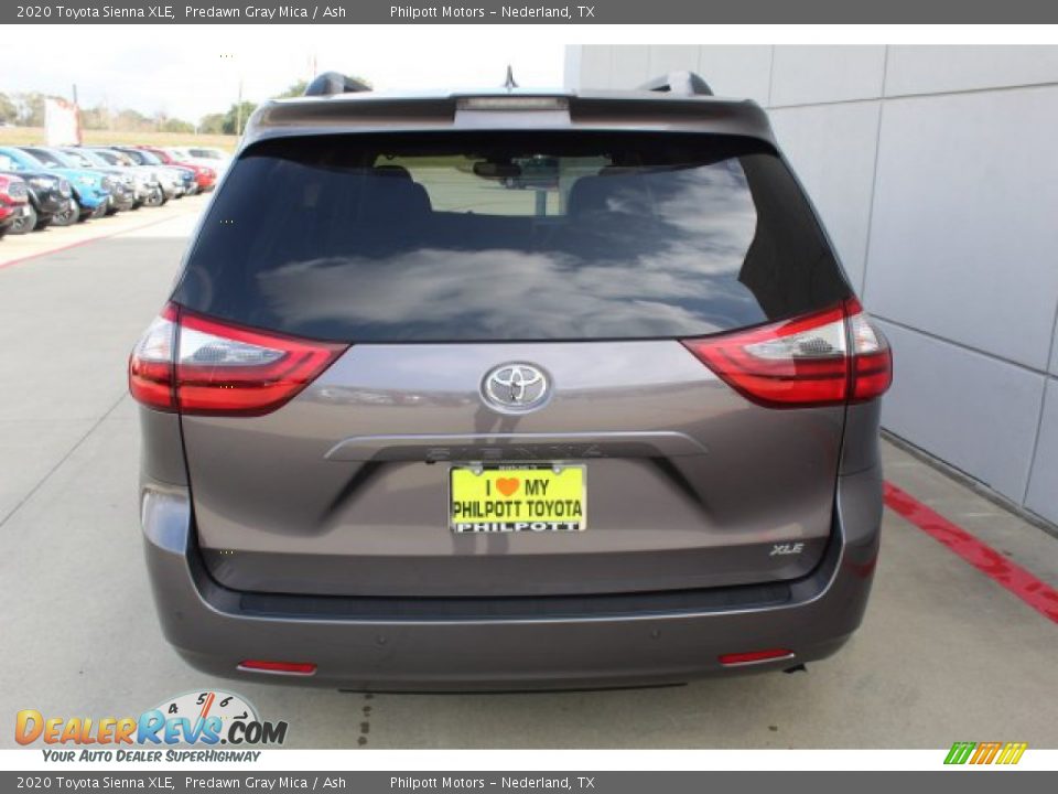 2020 Toyota Sienna XLE Predawn Gray Mica / Ash Photo #7