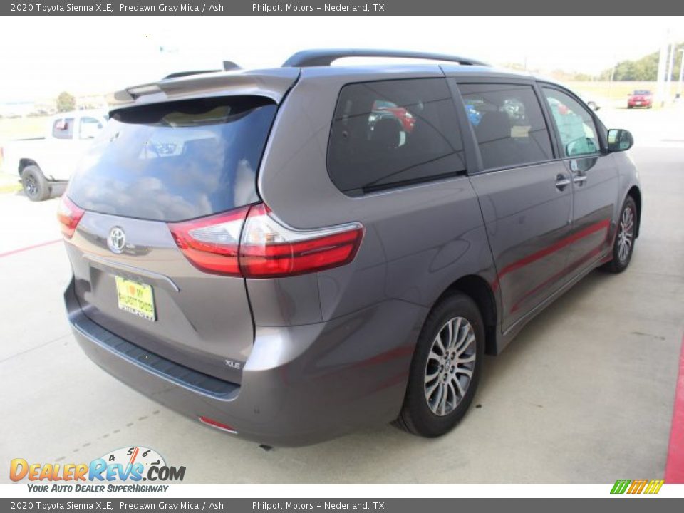 2020 Toyota Sienna XLE Predawn Gray Mica / Ash Photo #8