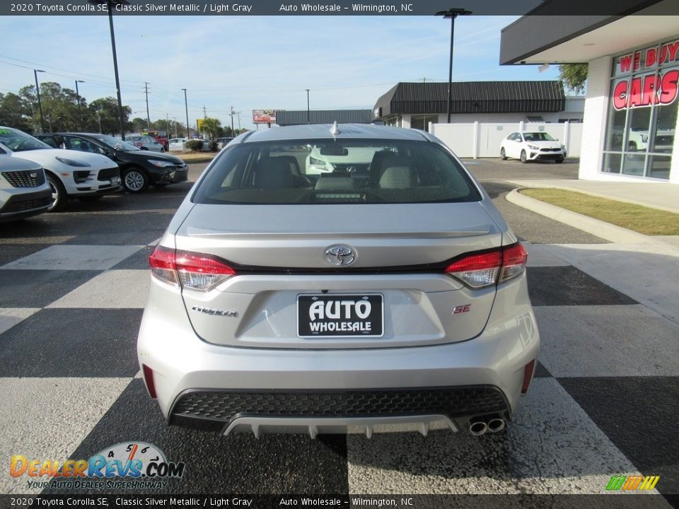 2020 Toyota Corolla SE Classic Silver Metallic / Light Gray Photo #4