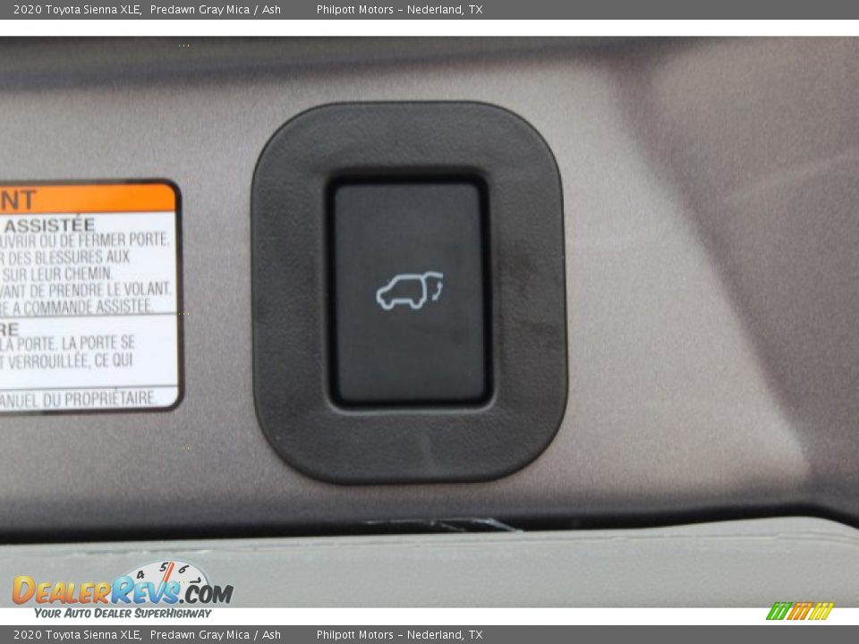 2020 Toyota Sienna XLE Predawn Gray Mica / Ash Photo #26