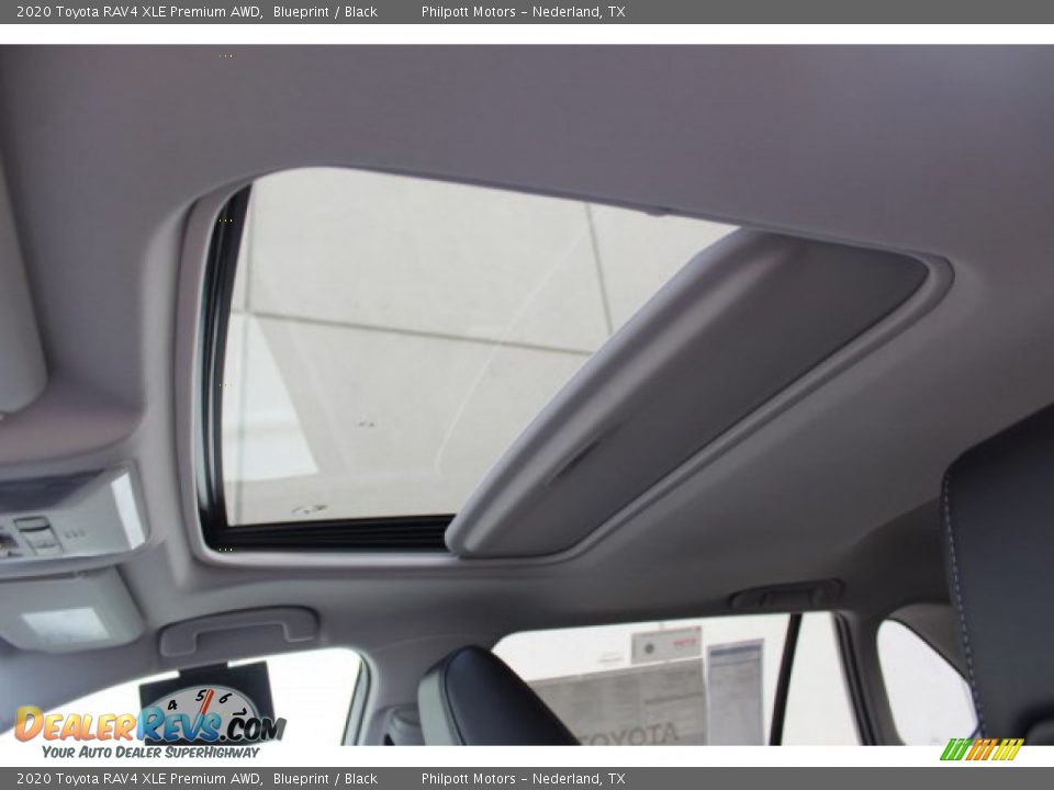 2020 Toyota RAV4 XLE Premium AWD Blueprint / Black Photo #24