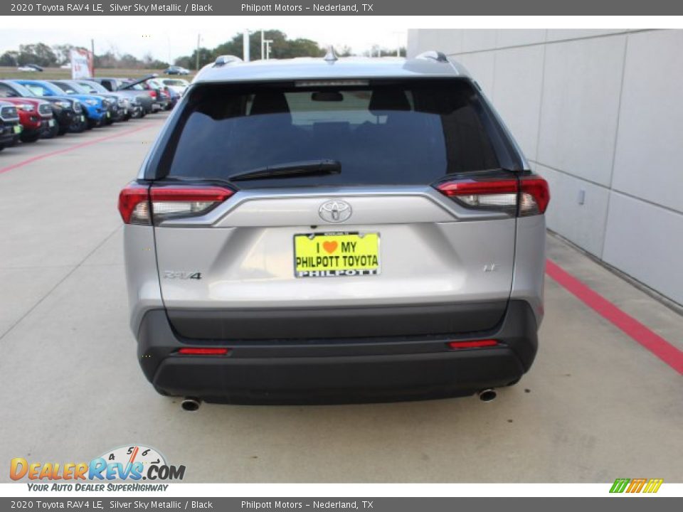 2020 Toyota RAV4 LE Silver Sky Metallic / Black Photo #7