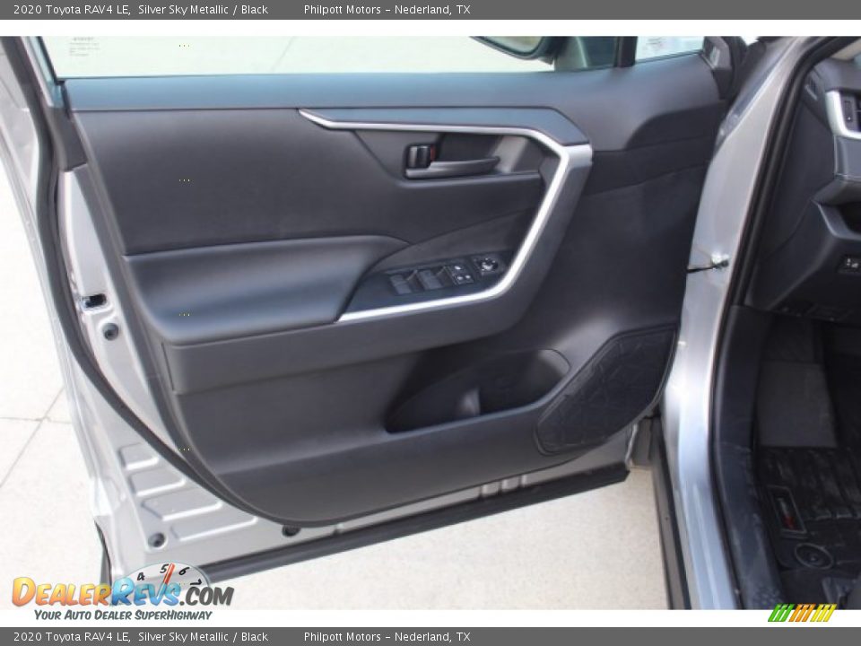 2020 Toyota RAV4 LE Silver Sky Metallic / Black Photo #9