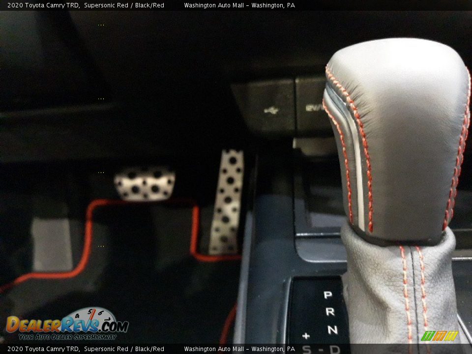 2020 Toyota Camry TRD Shifter Photo #10