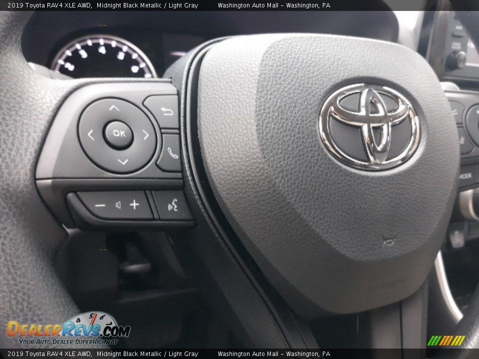 2019 Toyota RAV4 XLE AWD Midnight Black Metallic / Light Gray Photo #11