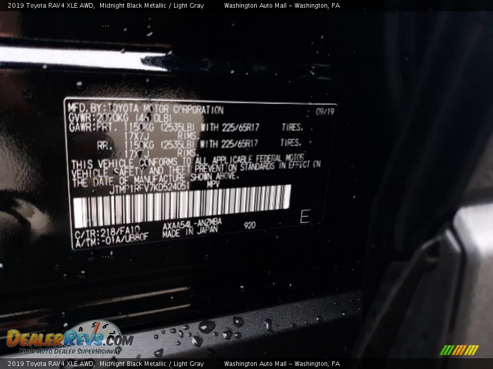 2019 Toyota RAV4 XLE AWD Midnight Black Metallic / Light Gray Photo #23