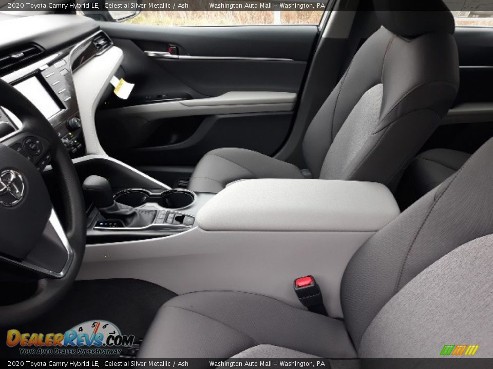 2020 Toyota Camry Hybrid LE Celestial Silver Metallic / Ash Photo #4