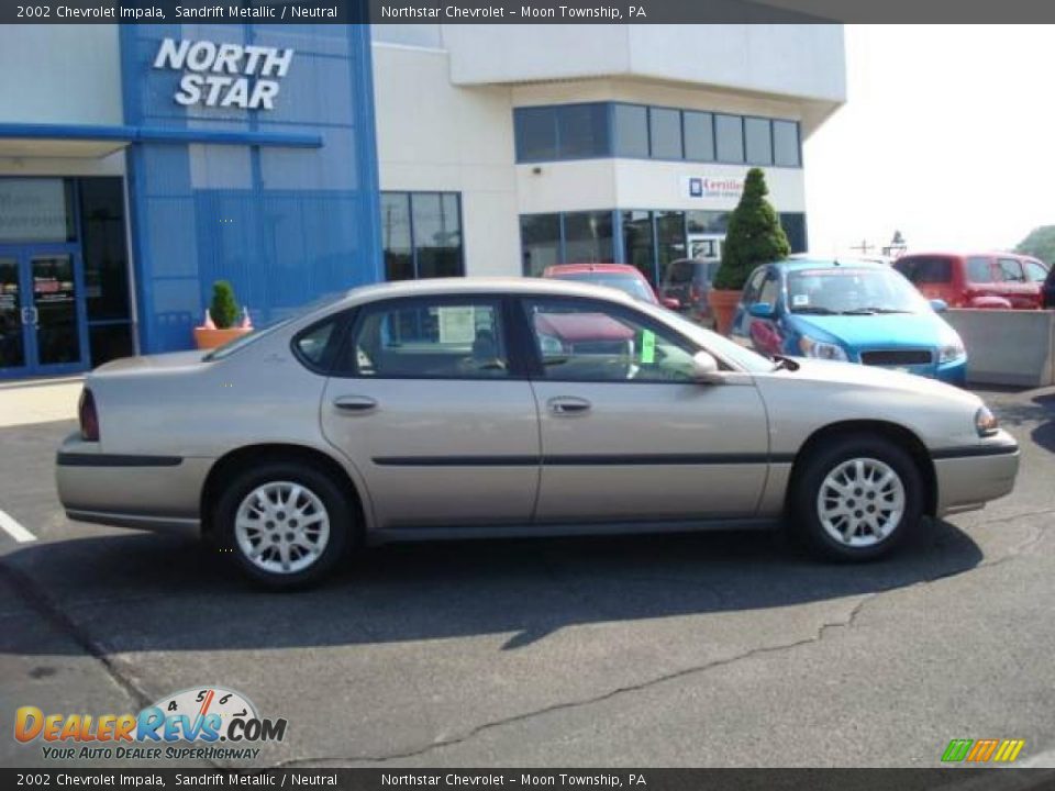2002 Chevrolet Impala Sandrift Metallic / Neutral Photo #2