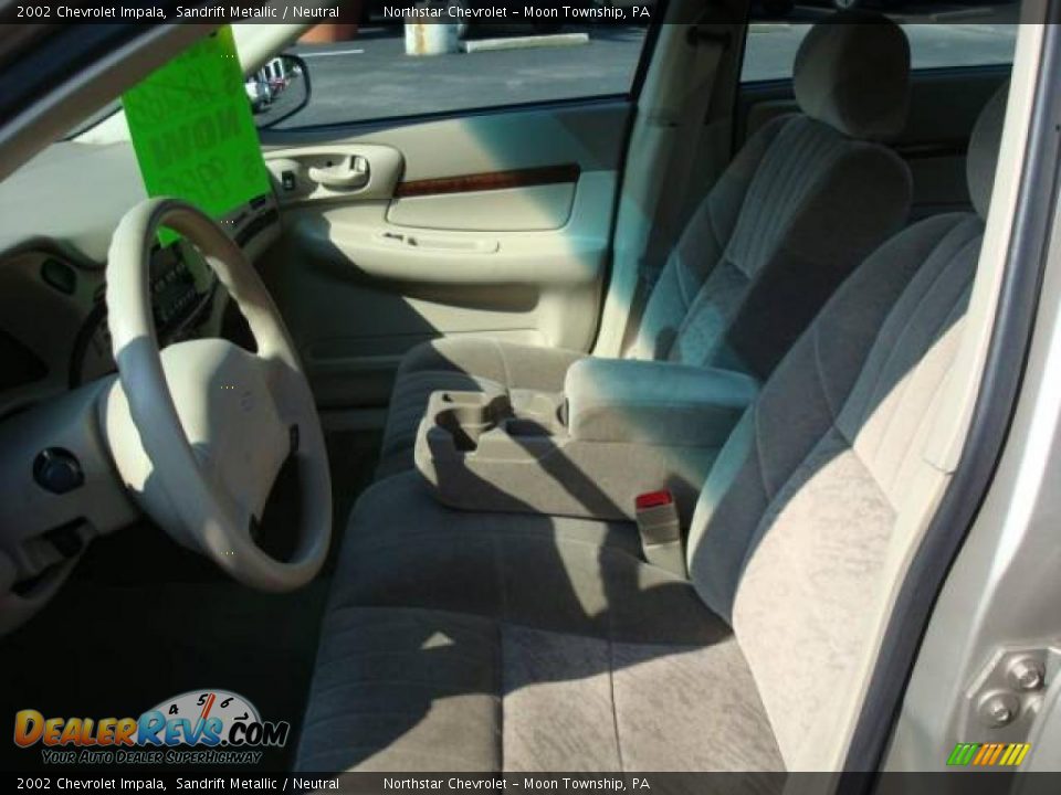 2002 Chevrolet Impala Sandrift Metallic / Neutral Photo #10