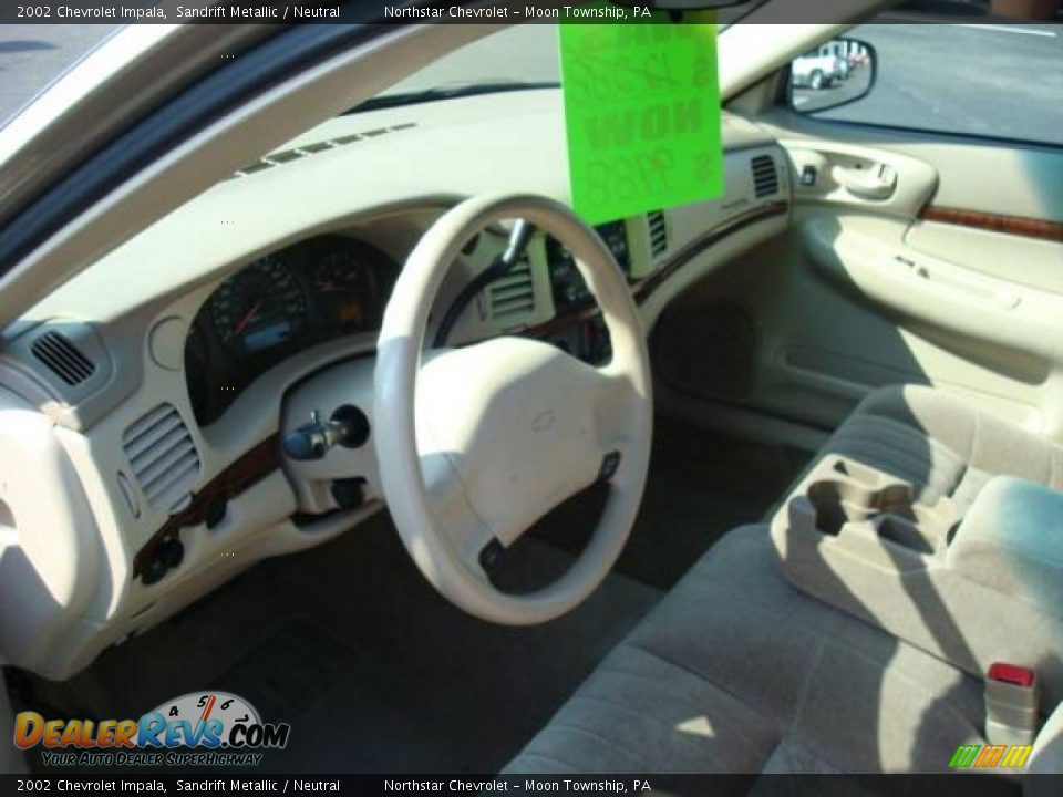 2002 Chevrolet Impala Sandrift Metallic / Neutral Photo #17