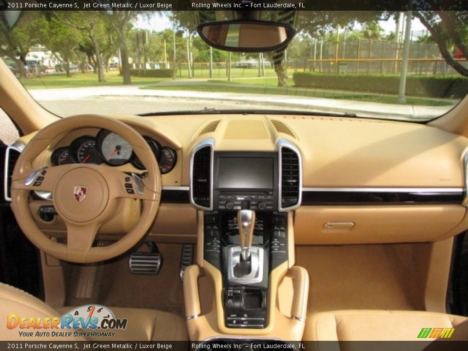 Dashboard of 2011 Porsche Cayenne S Photo #4