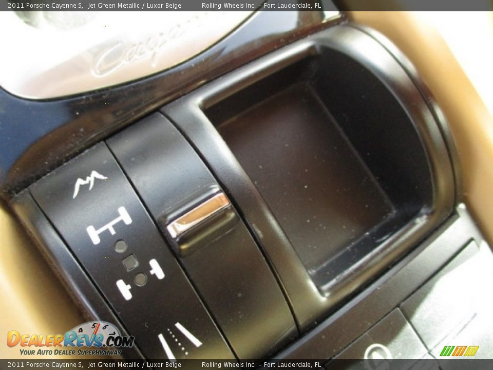 2011 Porsche Cayenne S Jet Green Metallic / Luxor Beige Photo #19