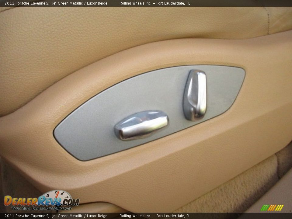 2011 Porsche Cayenne S Jet Green Metallic / Luxor Beige Photo #22