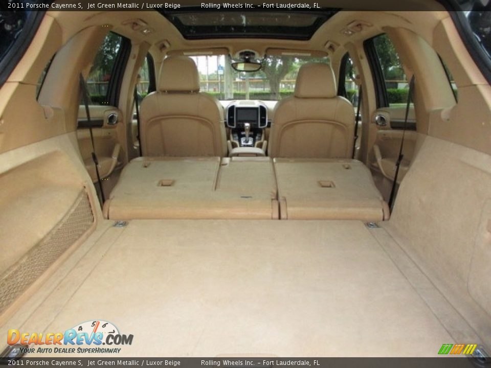 2011 Porsche Cayenne S Trunk Photo #29
