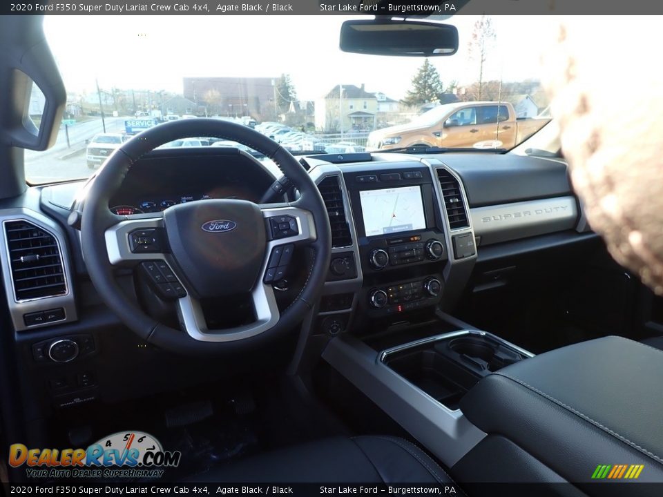 Front Seat of 2020 Ford F350 Super Duty Lariat Crew Cab 4x4 Photo #13