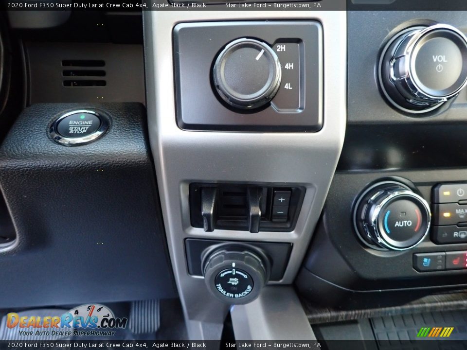 Controls of 2020 Ford F350 Super Duty Lariat Crew Cab 4x4 Photo #16