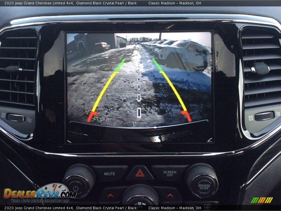 2020 Jeep Grand Cherokee Limited 4x4 Diamond Black Crystal Pearl / Black Photo #17